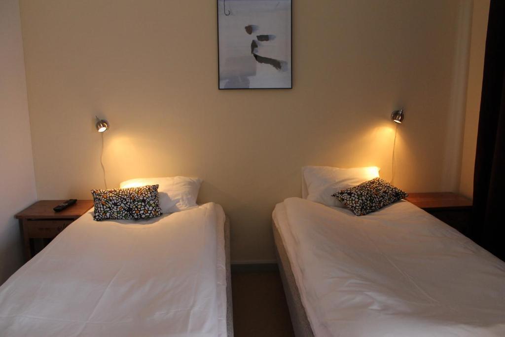 Stationshusets Hotell Och Cafe Köping Екстериор снимка